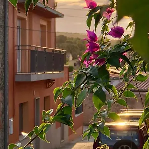 Casa Les Orenetes, Costa Brava , Garriguella España
